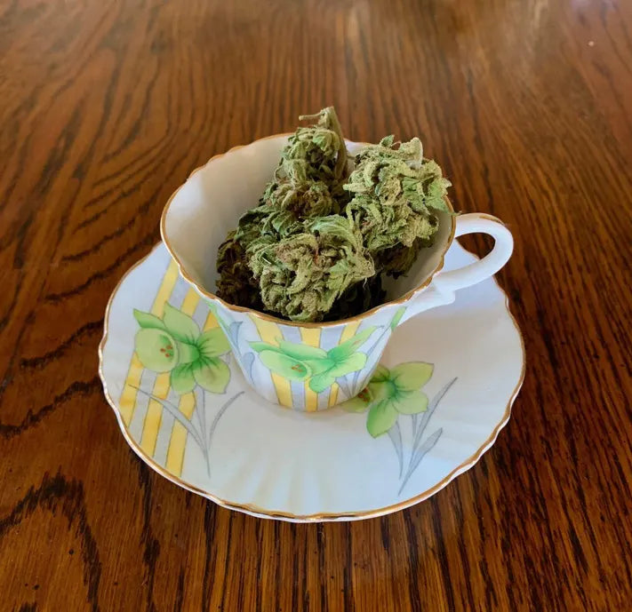 Top 5 Tea Pairings with Weed